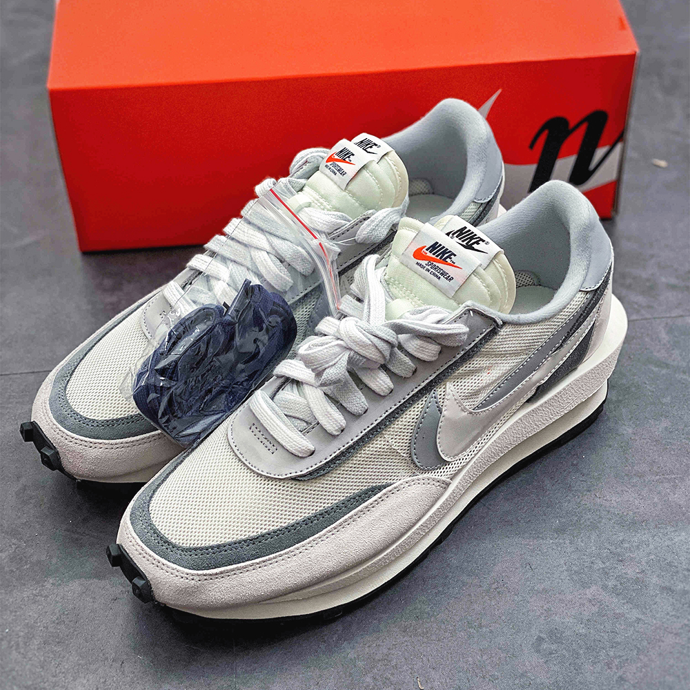 Sacai x Nike LDV Waffle