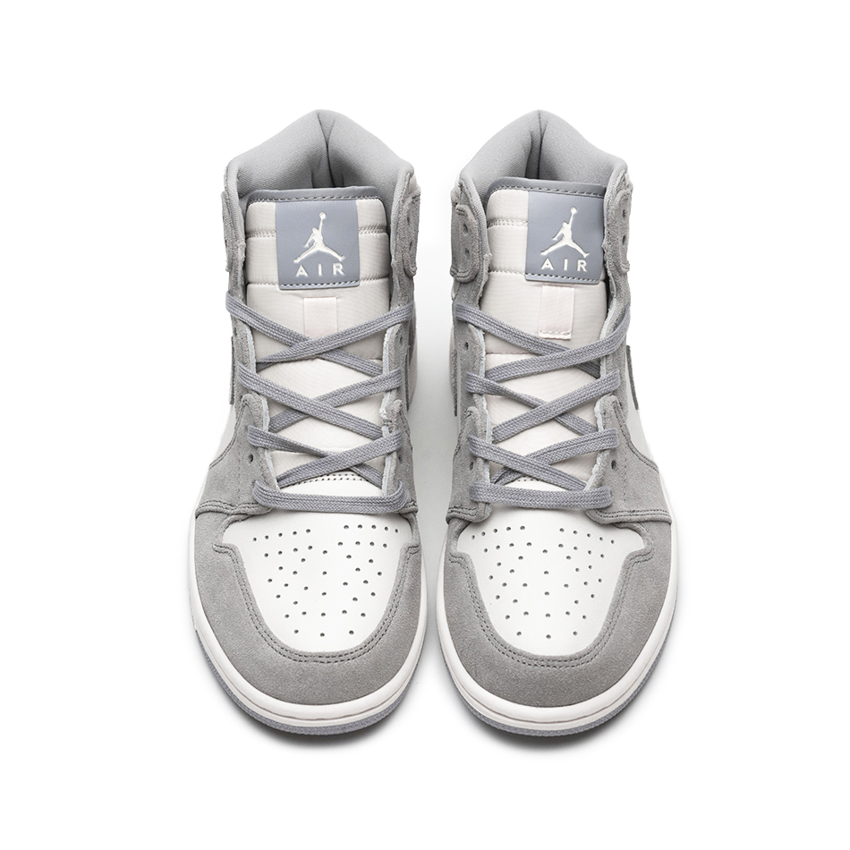 Nike Air Jordan 1 High "Pale Ivory"