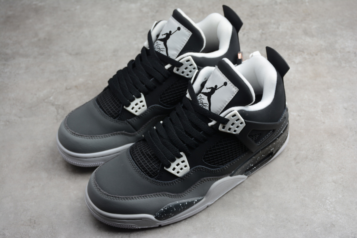 Nike Air Jordan 4 Retro "Fear Pack"