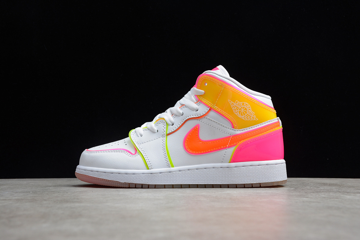 Nike Air Jordan 1 Mid "Edge Glow"