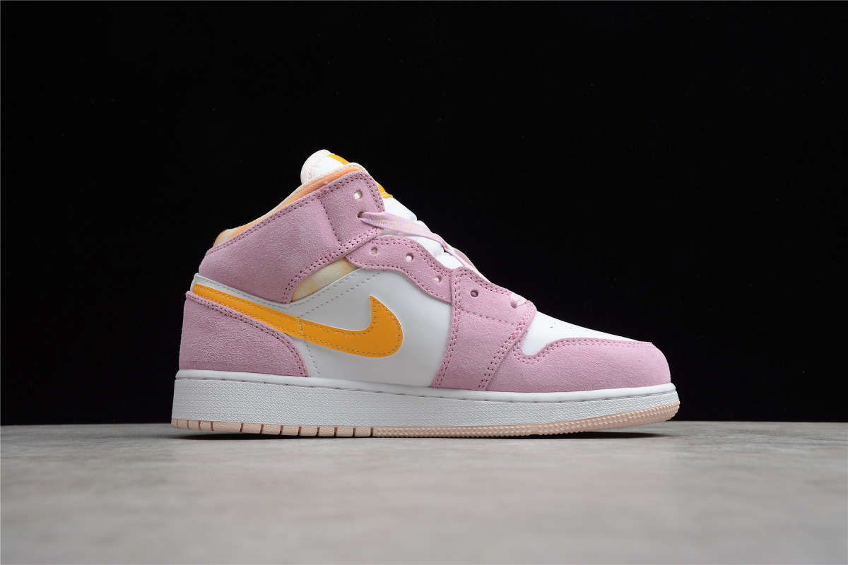 Nike Air Jordan 1 Mid "Artic Pink"