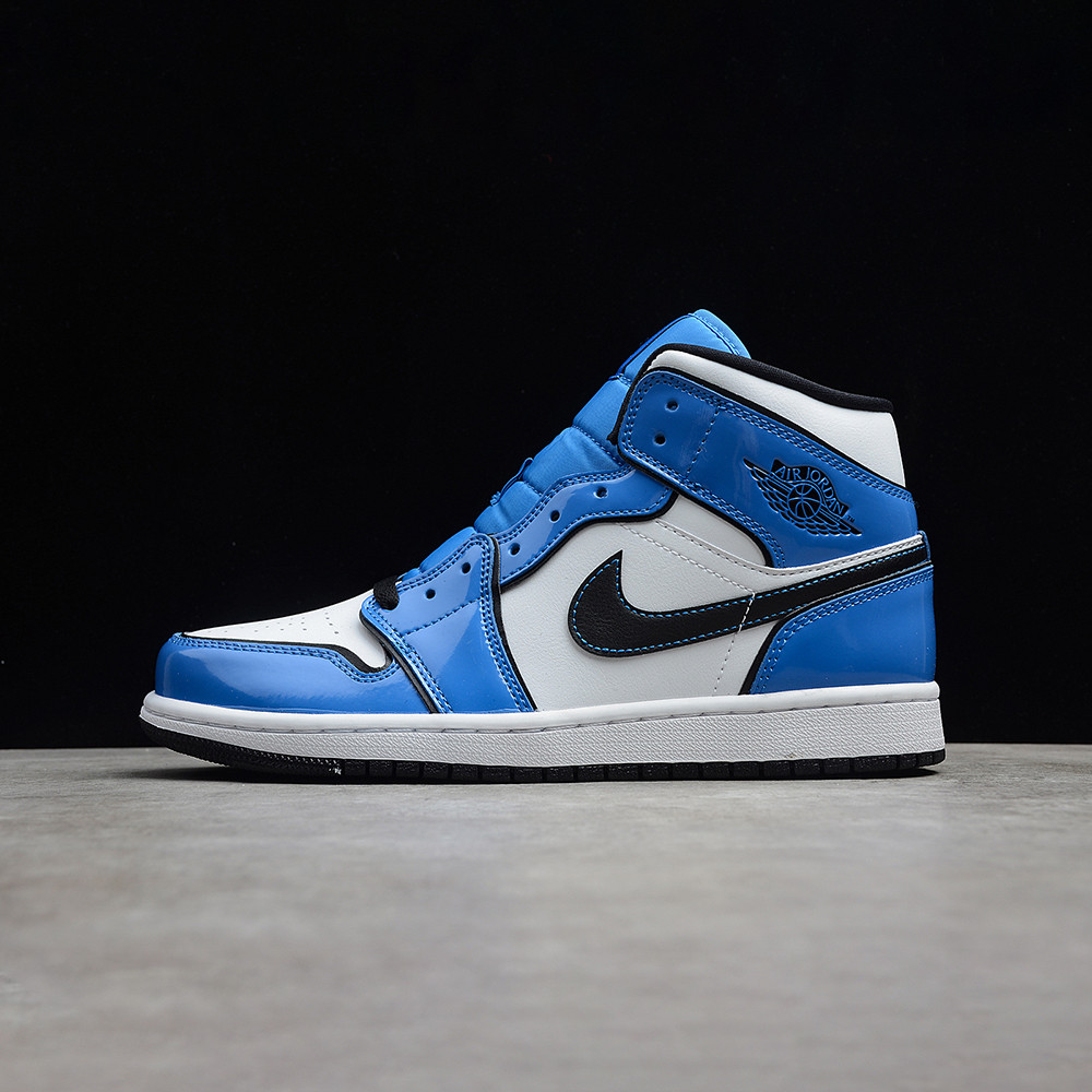 Nike Air Jordan 1 Mid "Signal Blue"