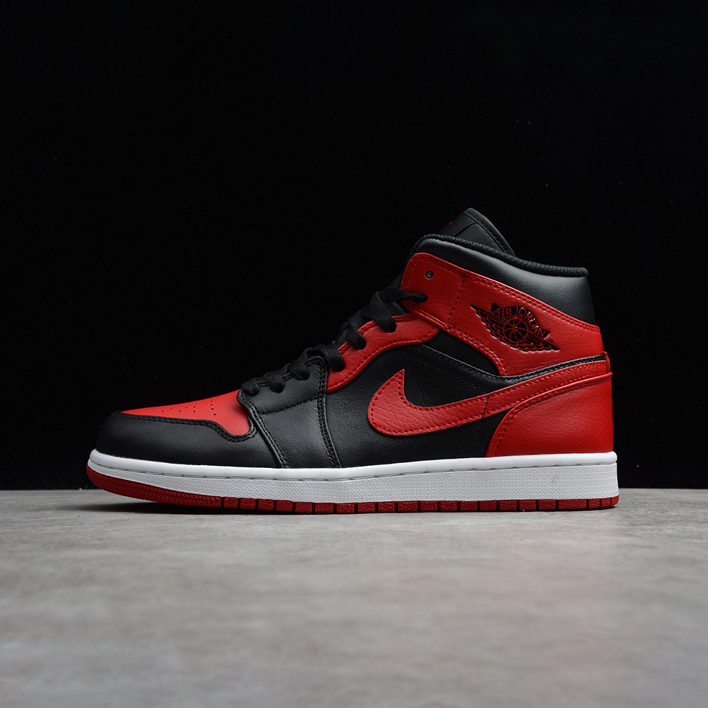 Nike Air Jordan 1 Mid "Banned"