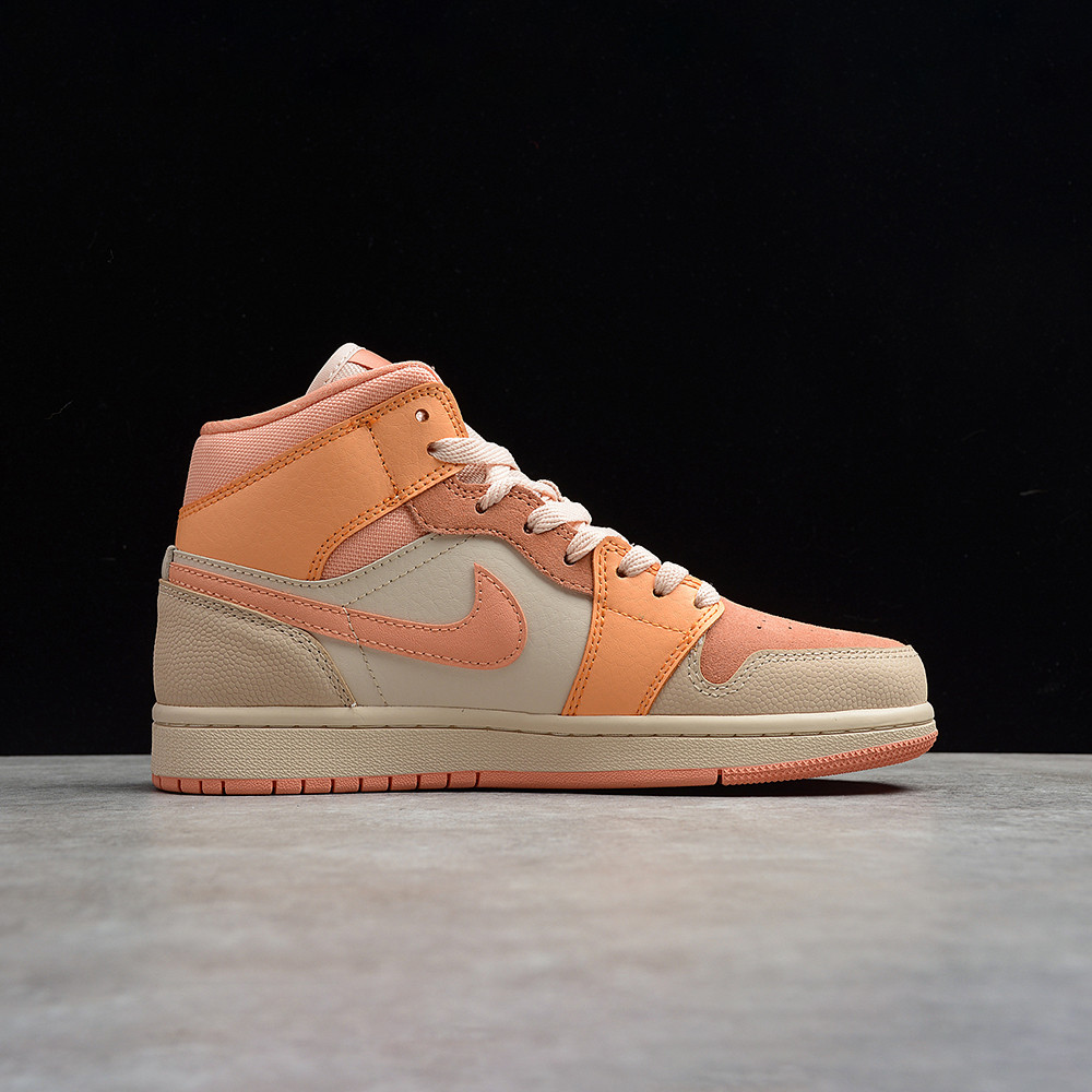 Nike Air Jordan 1 Mid "Apricot Orange"