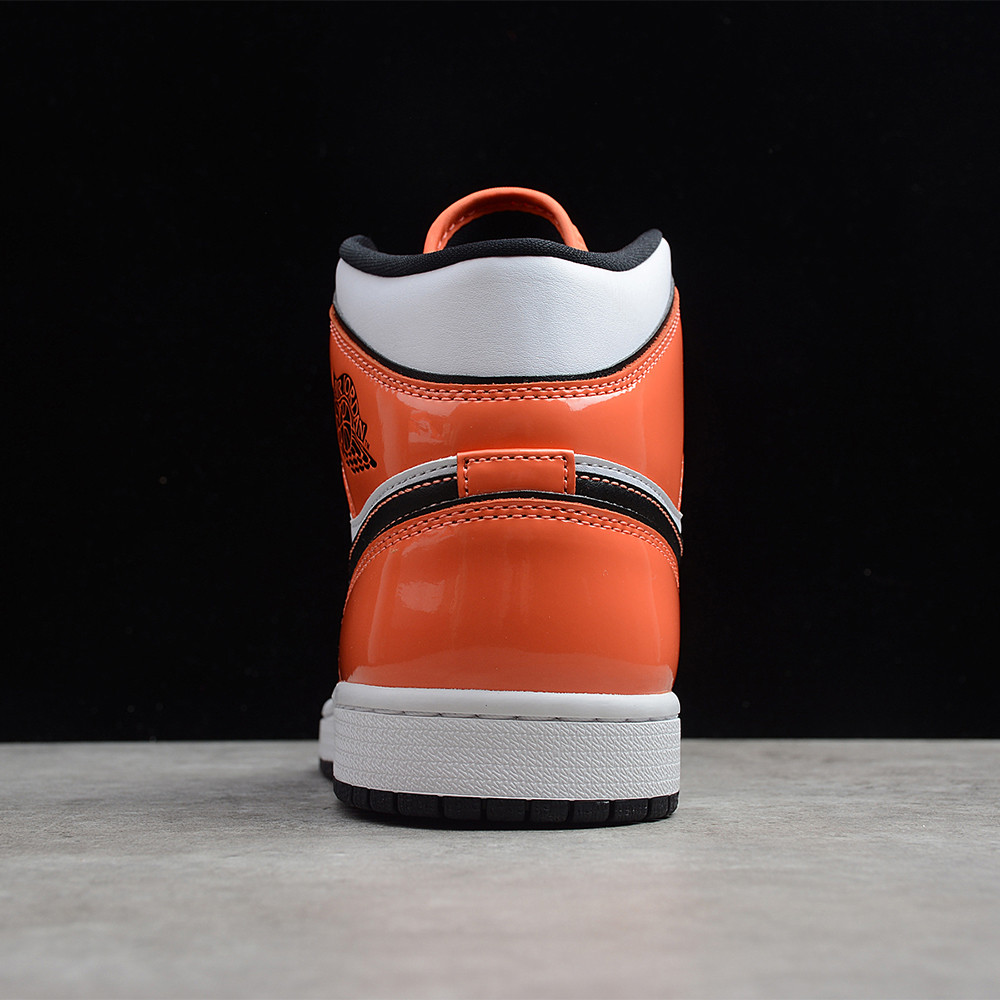 Nike Air Jordan 1 Mid "Turf Orange"