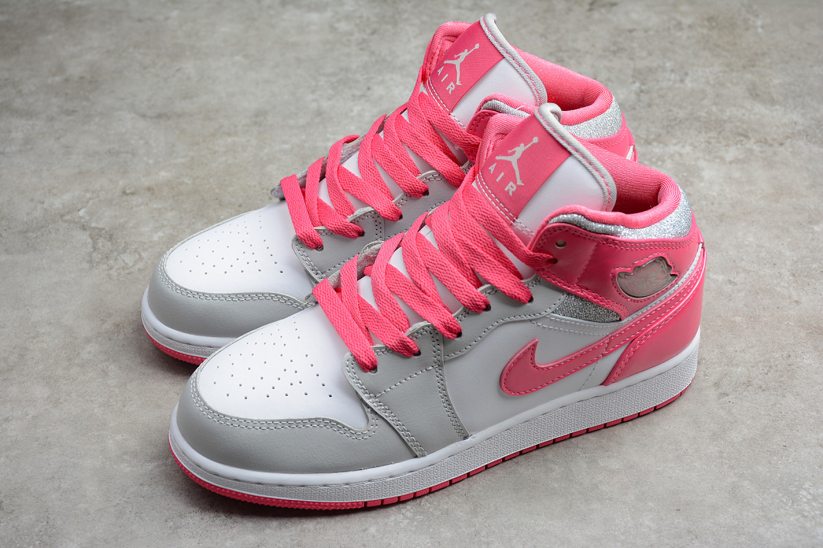 Nike Air Jordan 1 Mid "Platinum Pink"