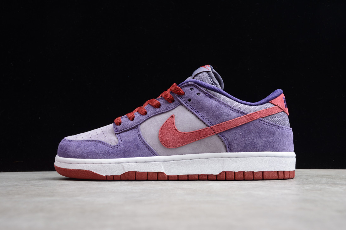 Nike SB Dunk Low "Plum"