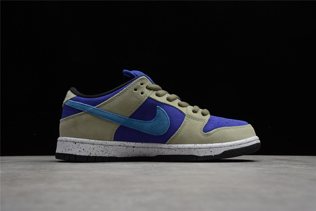 Nike SB Dunk Low "Celadon"