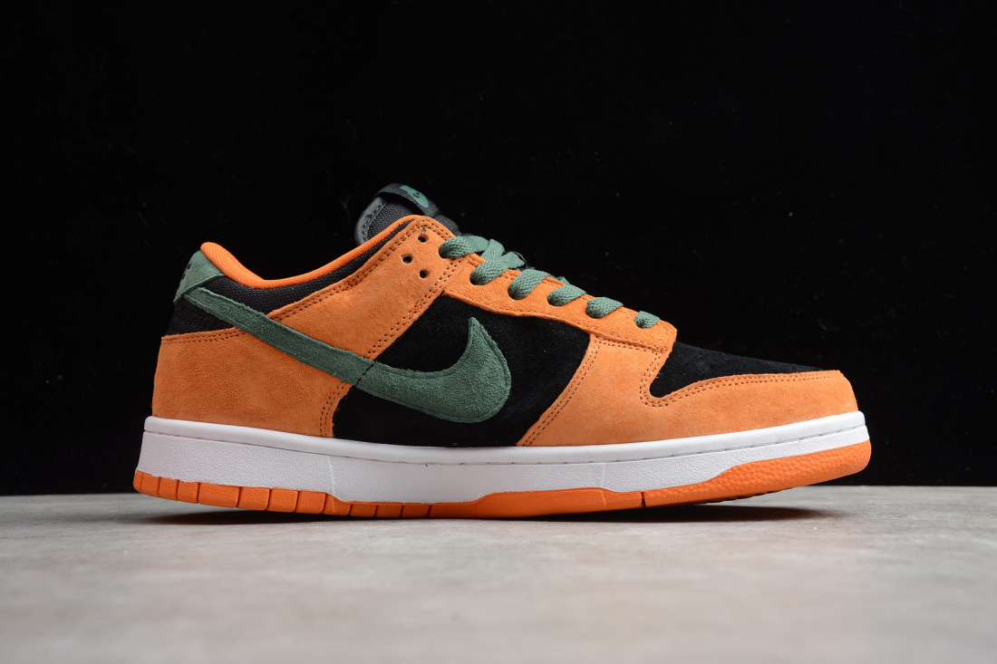 Nike SB Dunk Low "Ceramic"