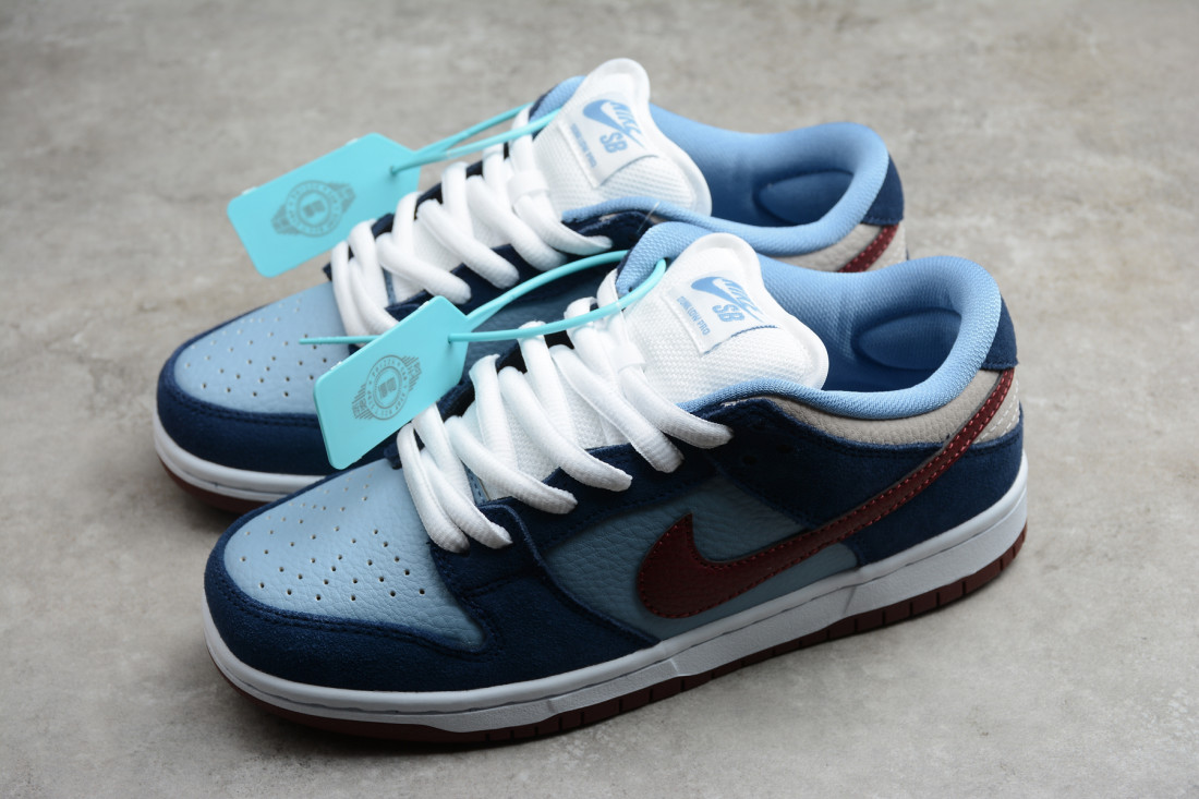 Nike SB Dunk Low "FTC Finally"