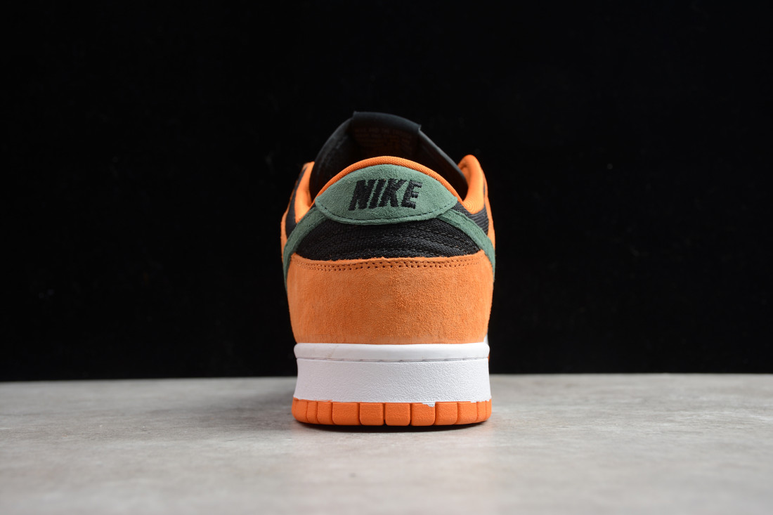 Nike SB Dunk Low "Ceramic"