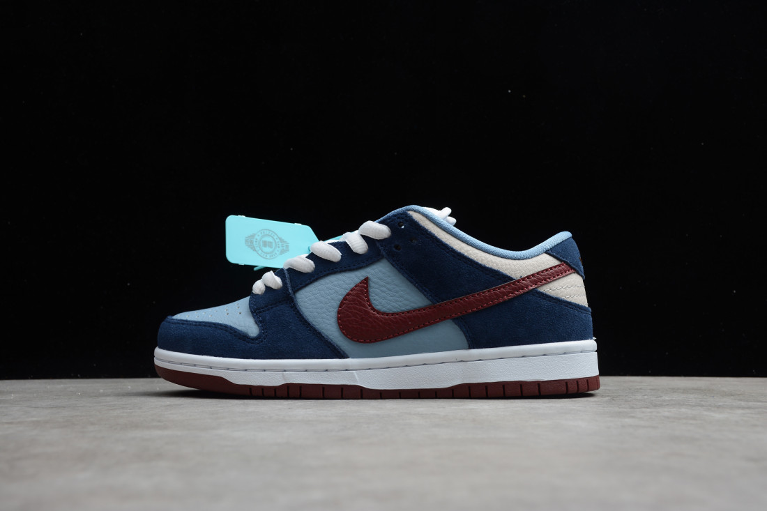 Nike SB Dunk Low "FTC Finally"