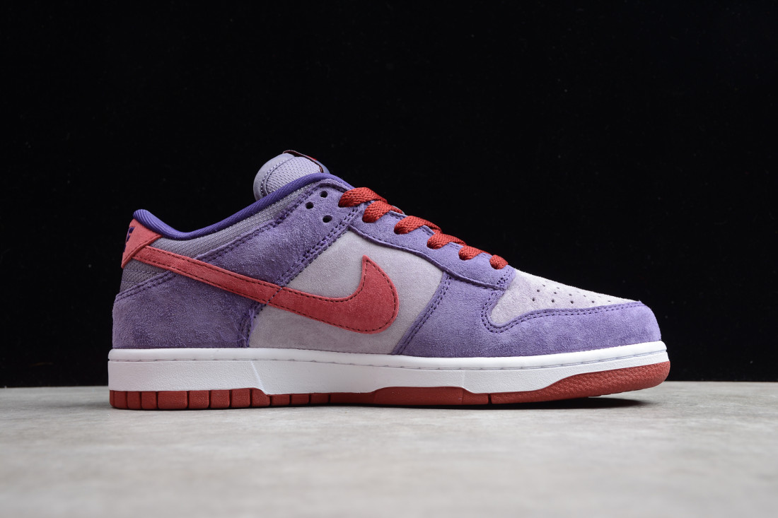 Nike SB Dunk Low "Plum"