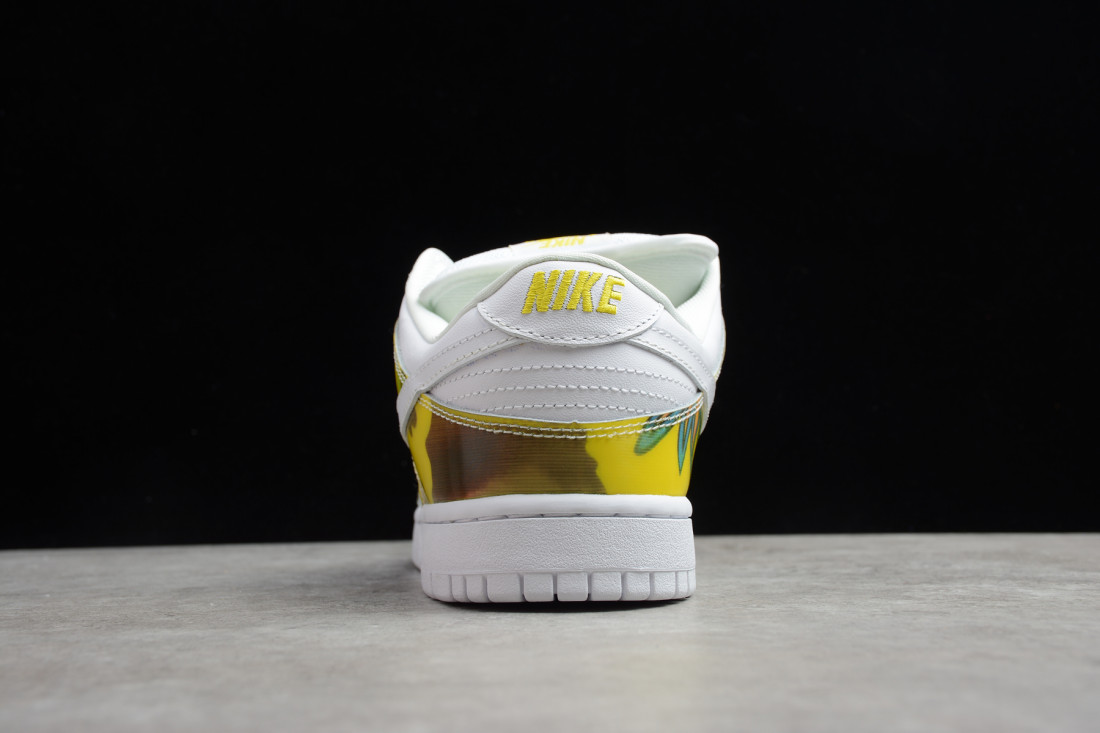 Nike SB Dunk Low "De La Soul" 2005