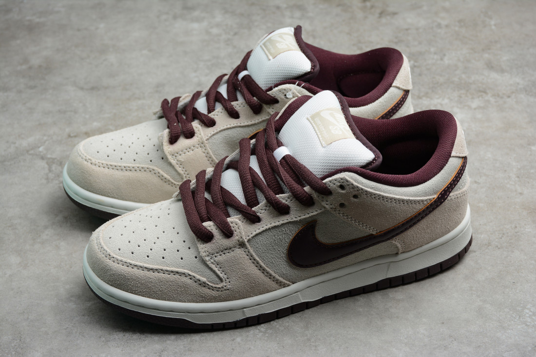 Nike SB Dunk Low "Desert Sand Mahogany"