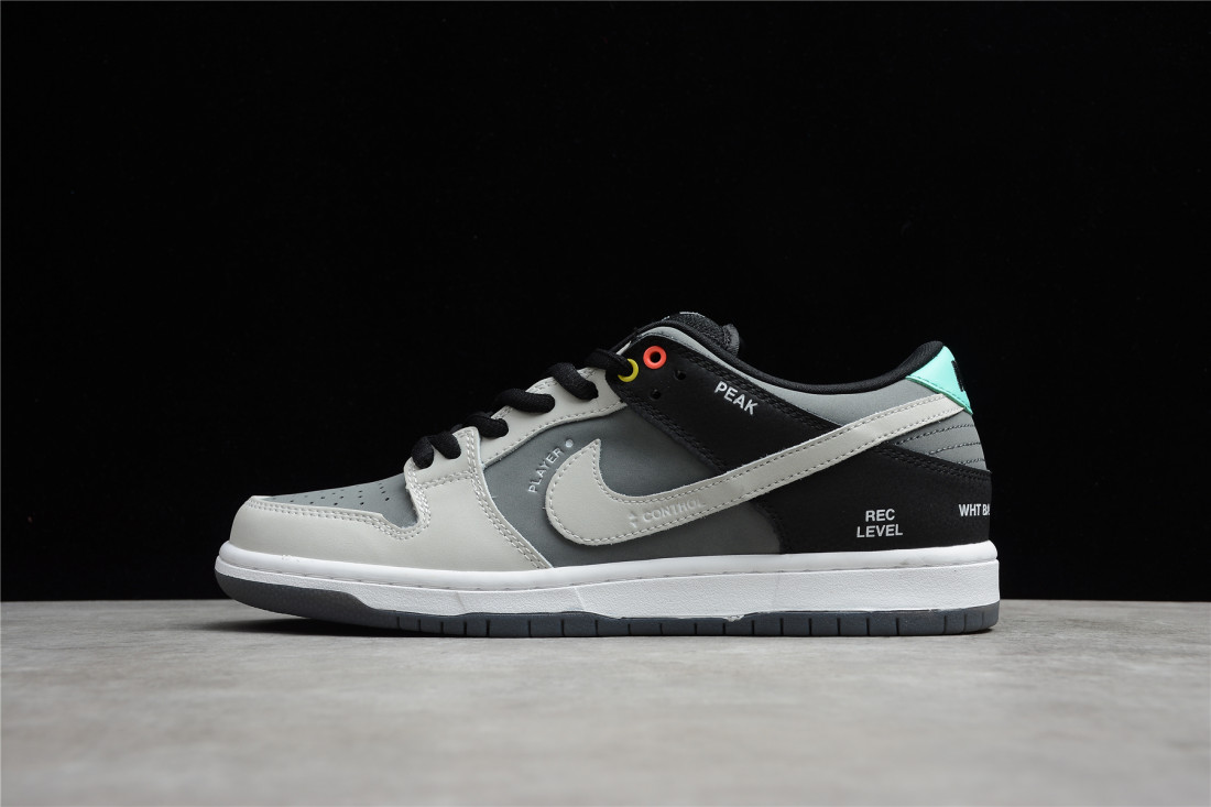 Nike SB Dunk Low "VX1000 Camcorder"