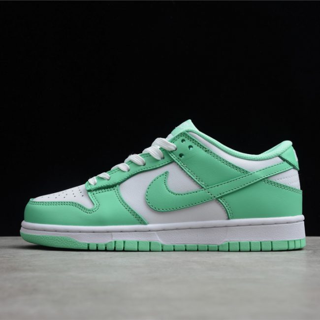 Nike SB Dunk Low "Green Glow"