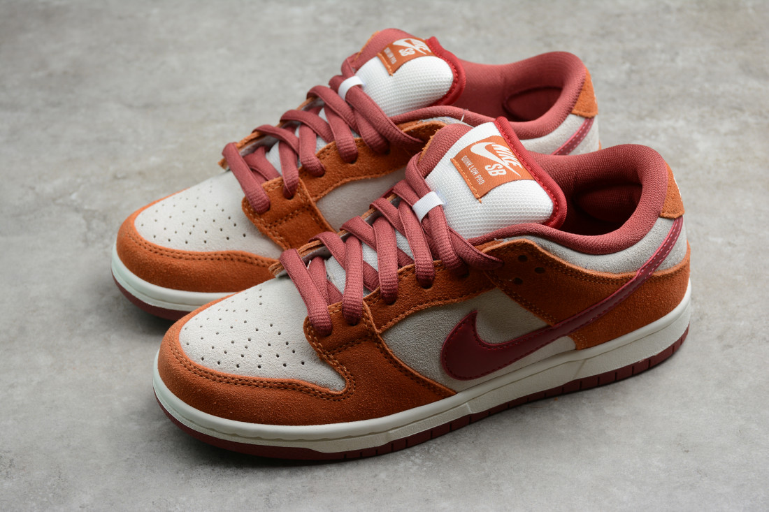 Nike SB Dunk Low "Dark Russet Cedar"