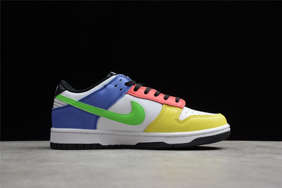 Nike SB Dunk Low "Green Strike"