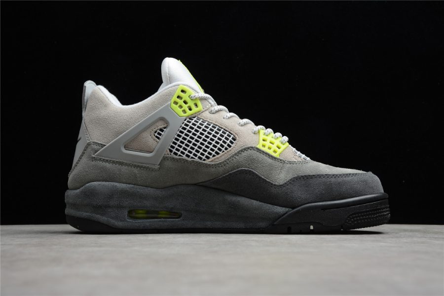 Nike Air Jordan 4 Retro "Neon" - Imagen 4