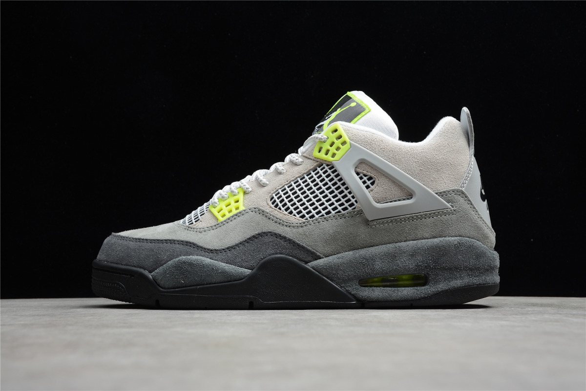 Nike Air Jordan 4 Retro "Neon"