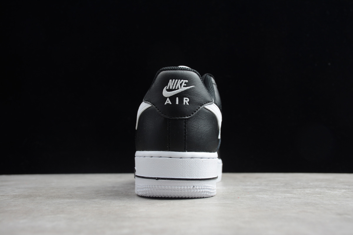 Nike Air Force 1 Low ’07 LV8