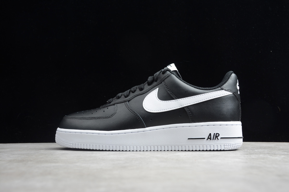 Nike Air Force 1 Low ’07 LV8