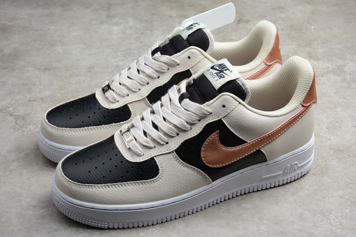 Nike Air Force 1 Low '07 LV8