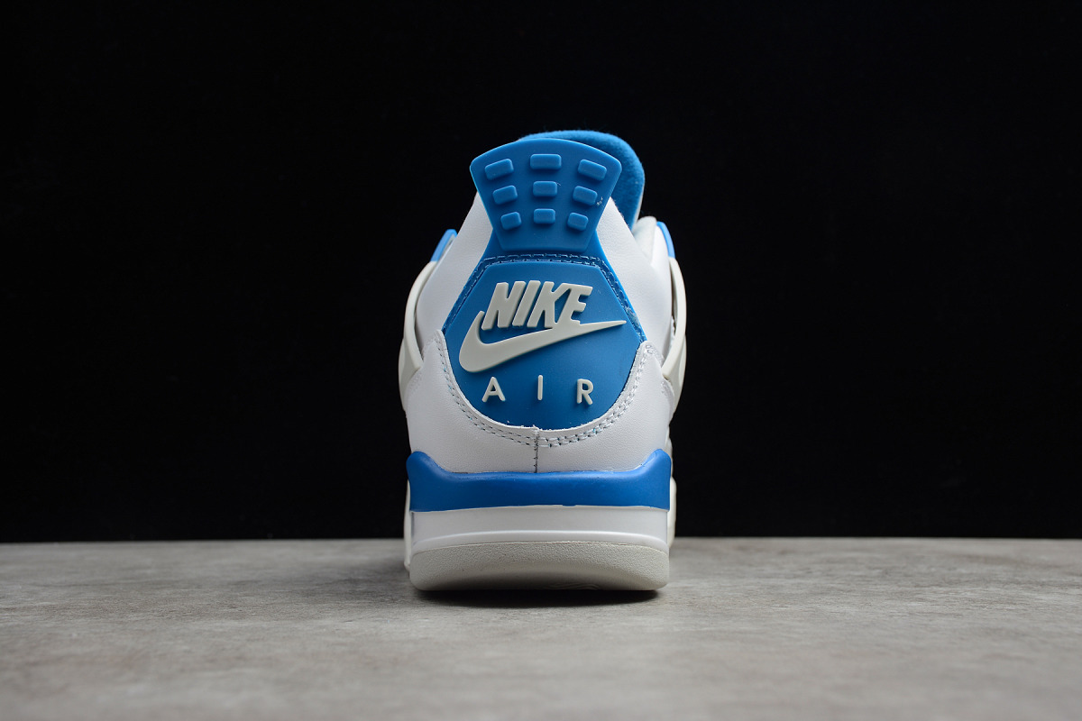 Nike Air Jordan 4 Retro "Military Blue"