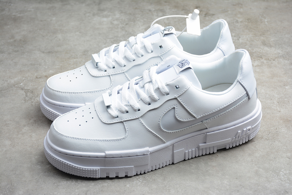 Nike Air Force 1 Pixel