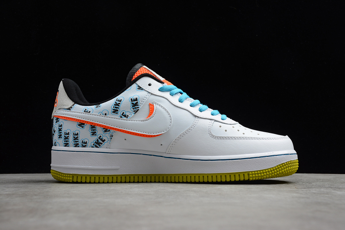 Nike Air Force 1 Low "Hyper Crimson"