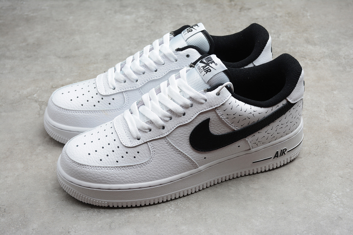 Nike Air Force 1 Low '07 LV8