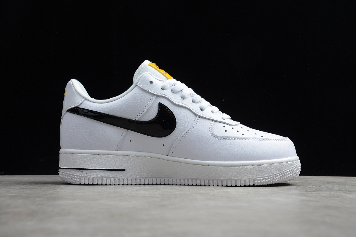 Nike Air Force 1 Low '07 LV8