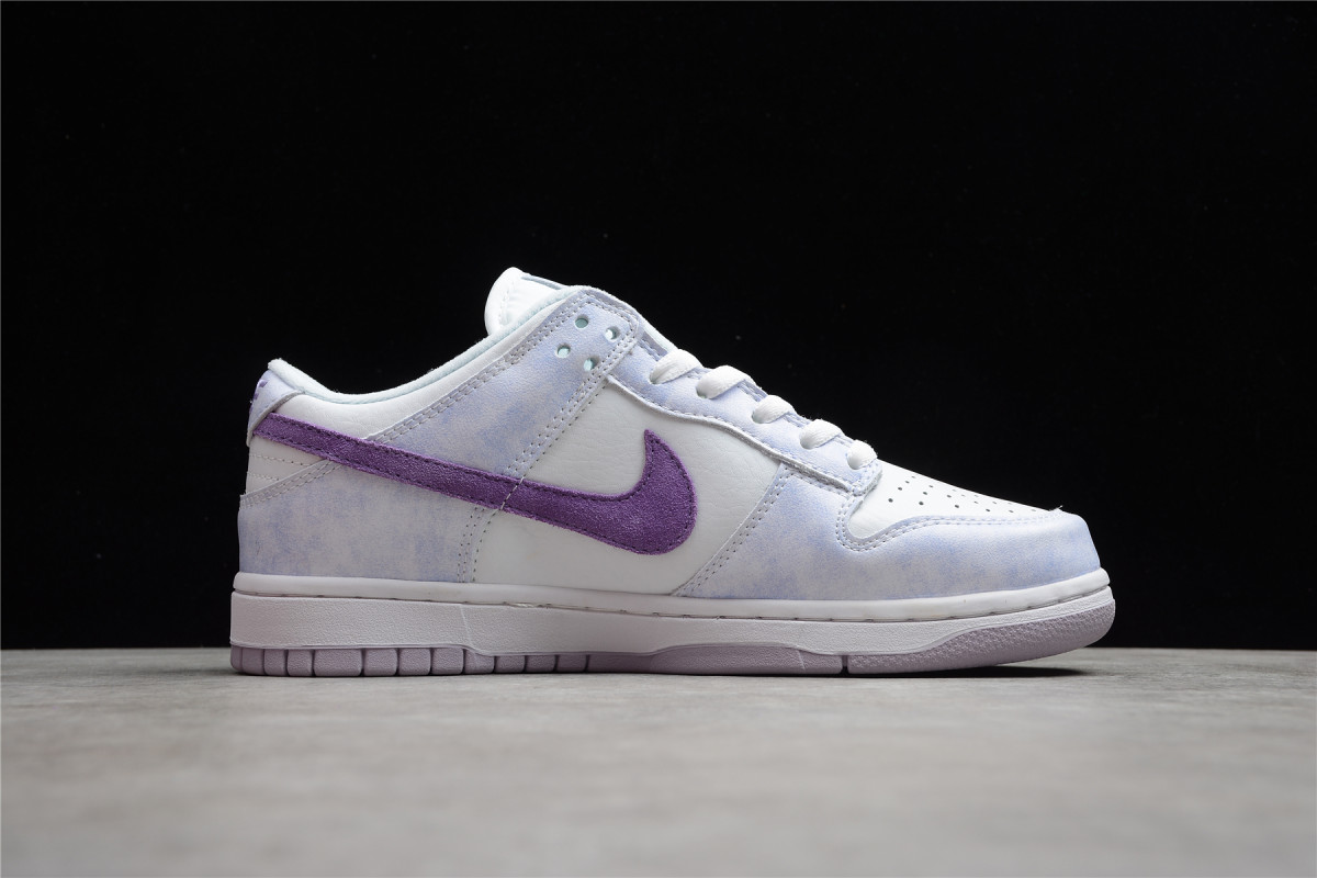 Nike SB Dunk Low "Purple Pulse"