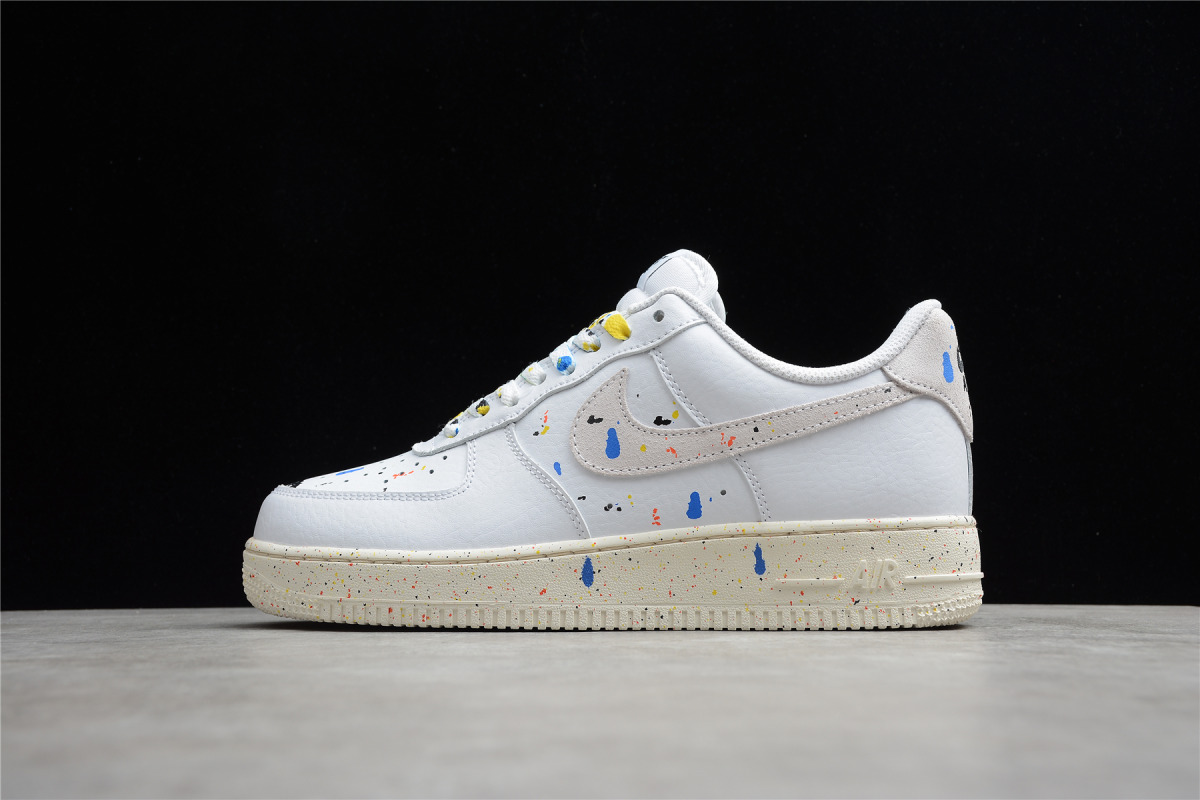 Nike Air Force 1 Low '07 LV8