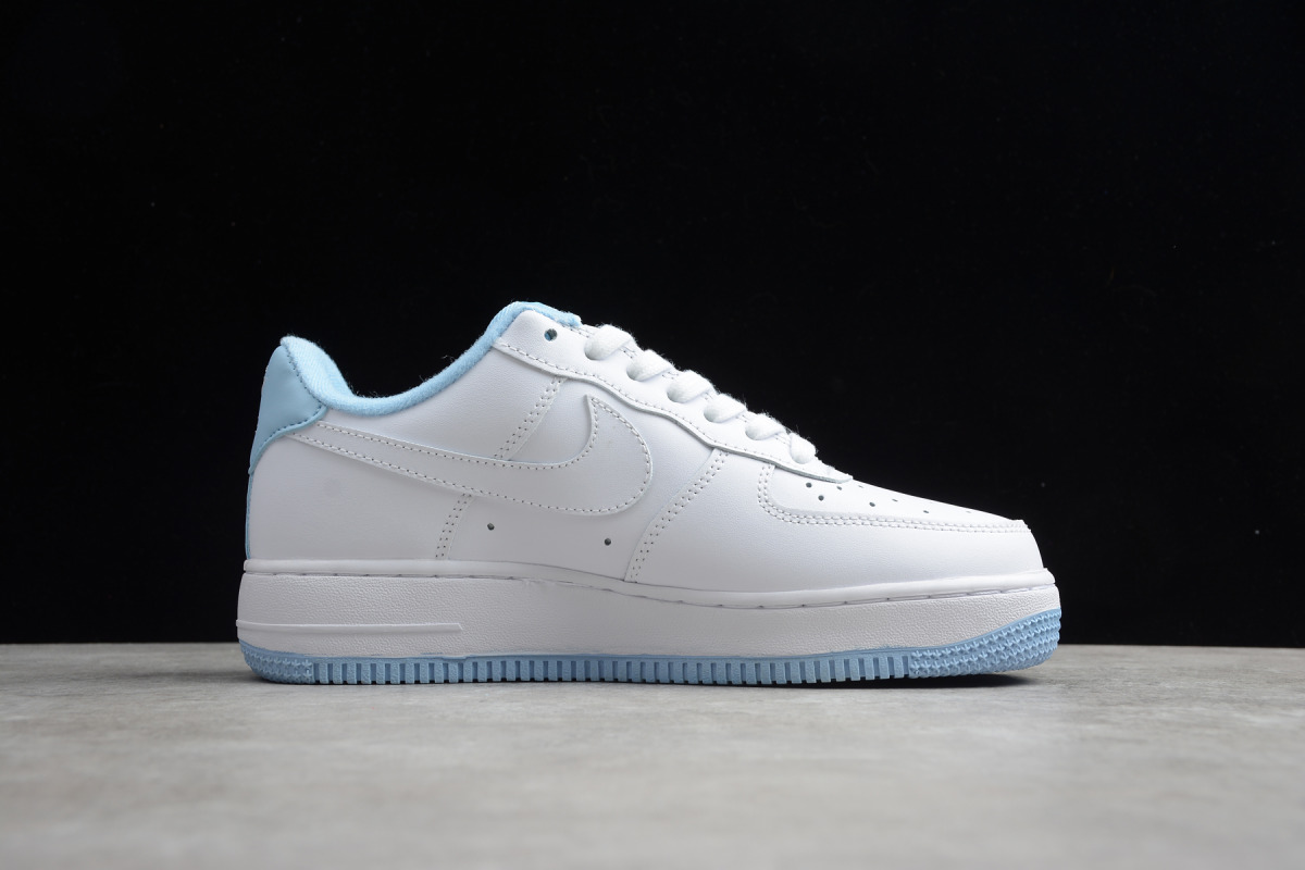 Nike Air Force 1 Low ’07 LV8