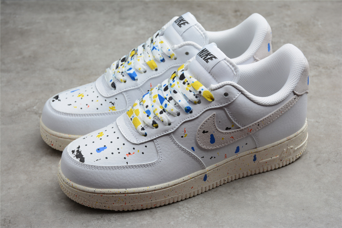 Nike Air Force 1 Low '07 LV8