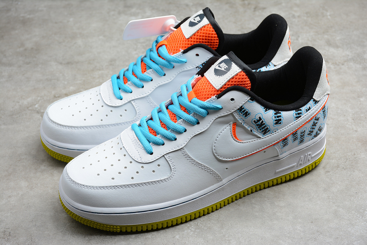 Nike Air Force 1 Low "Hyper Crimson"