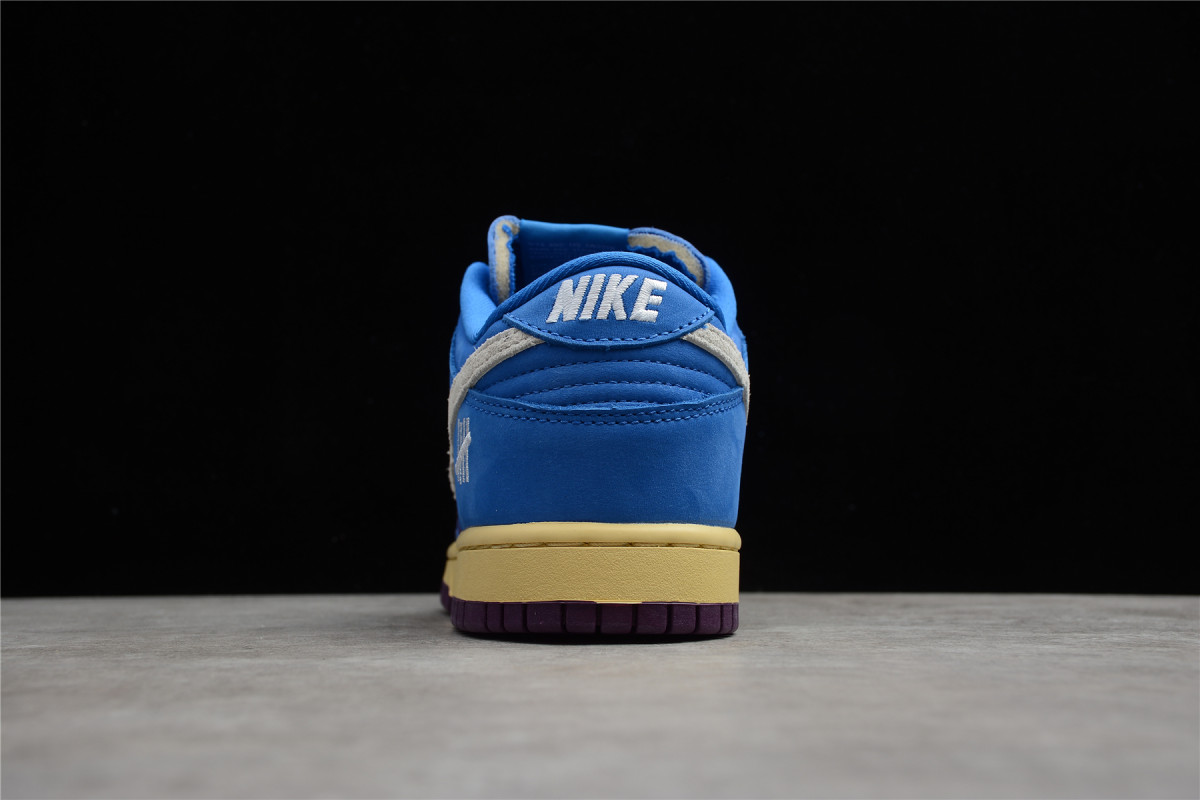 Undefeated x Nike SB Dunk Low "Dunk vs AF1"