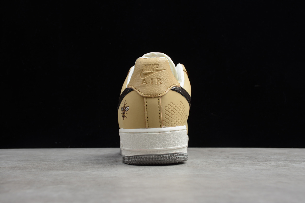 Nike Air Force 1 Low "Manchester Bee"