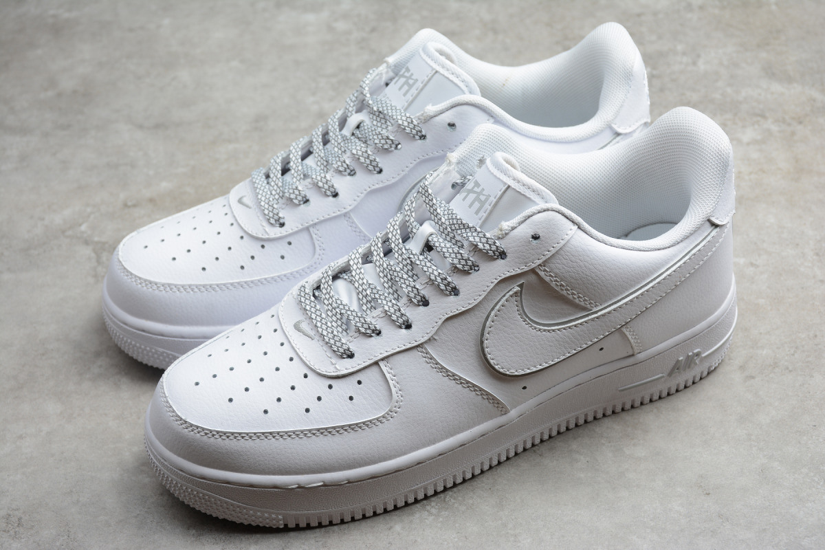 Nike Air Force 1 Low '07 LV8