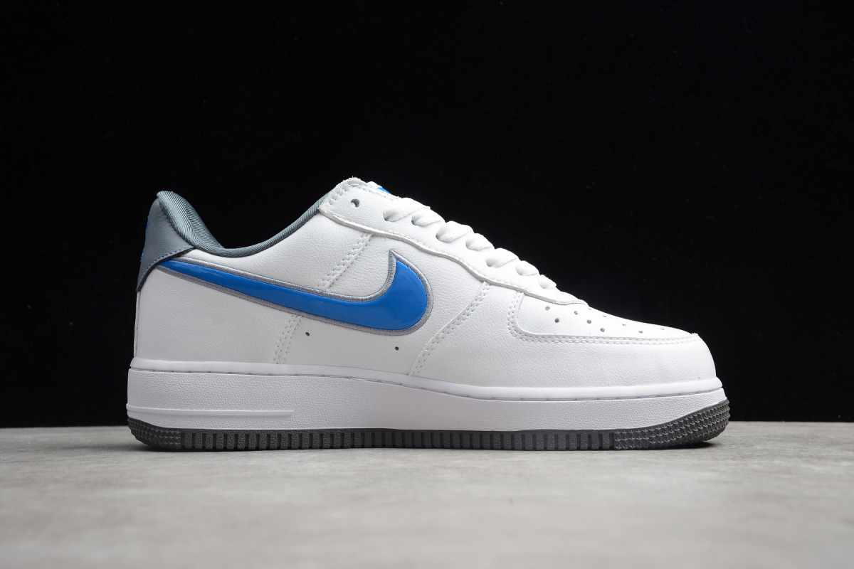 Nike Air Force 1 Low '07 LV8