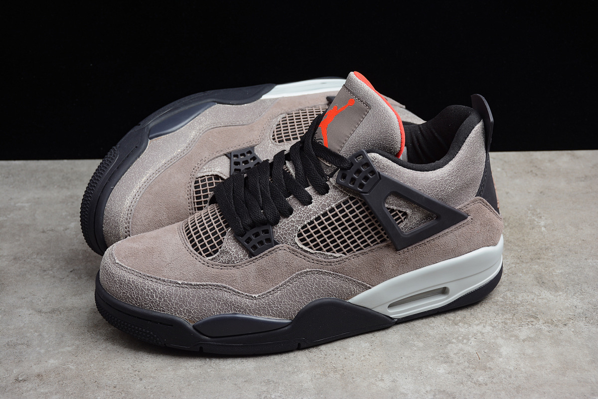 Nike Air Jordan 4 Retro "Taupe Haze"