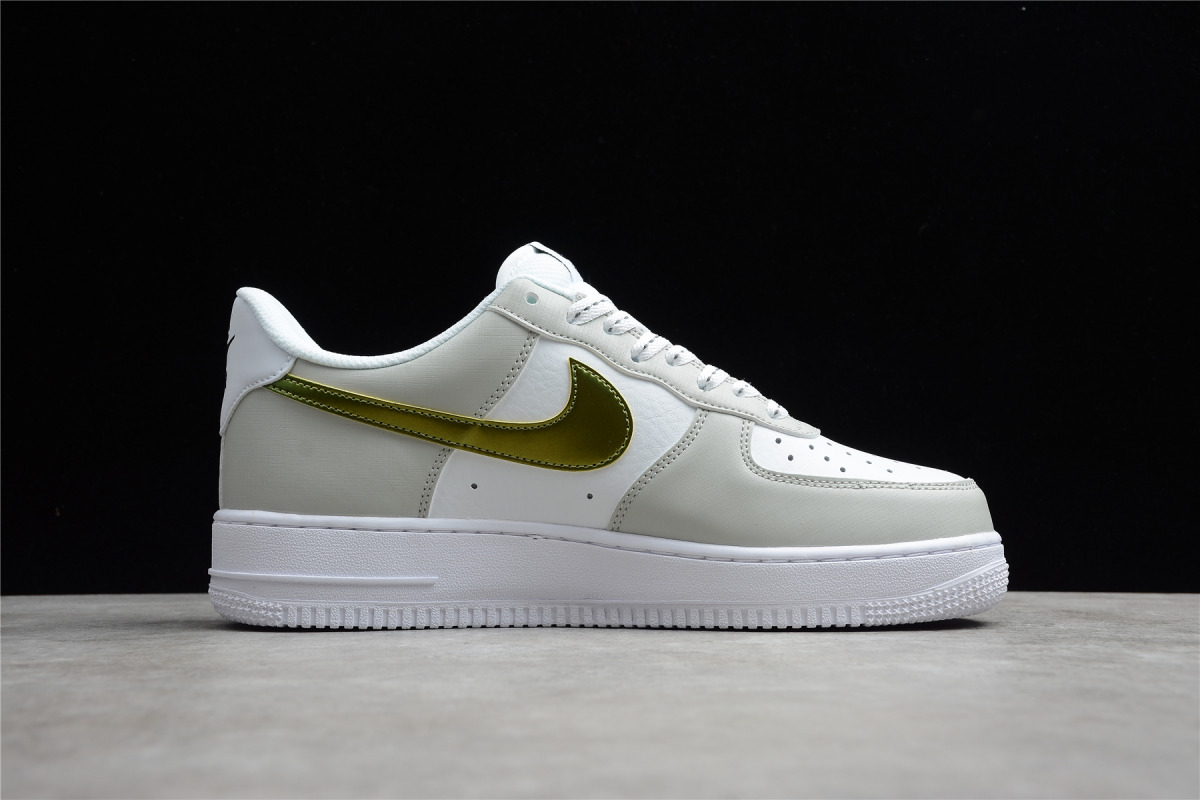 Nike Air Force 1 Low '07 LV8