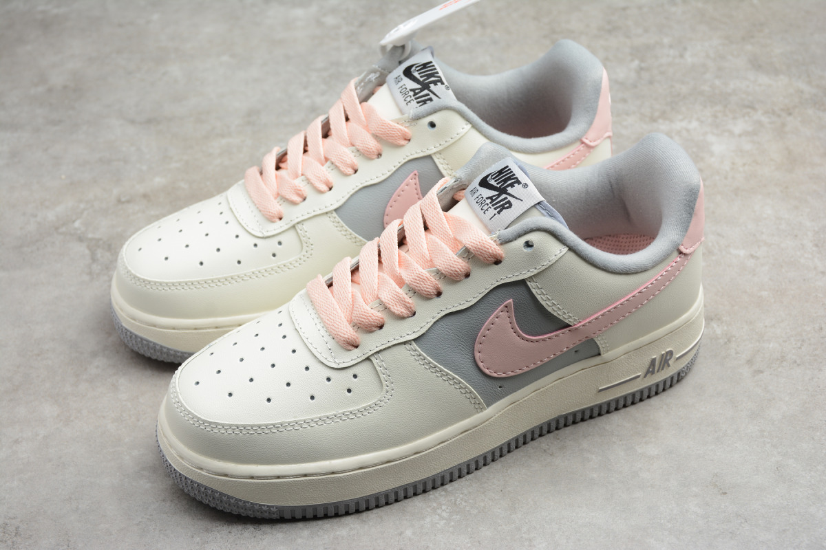 Nike Air Force 1 Low ’07 LV8