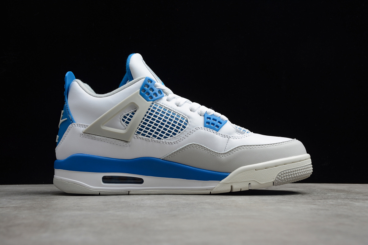 Nike Air Jordan 4 Retro "Military Blue"