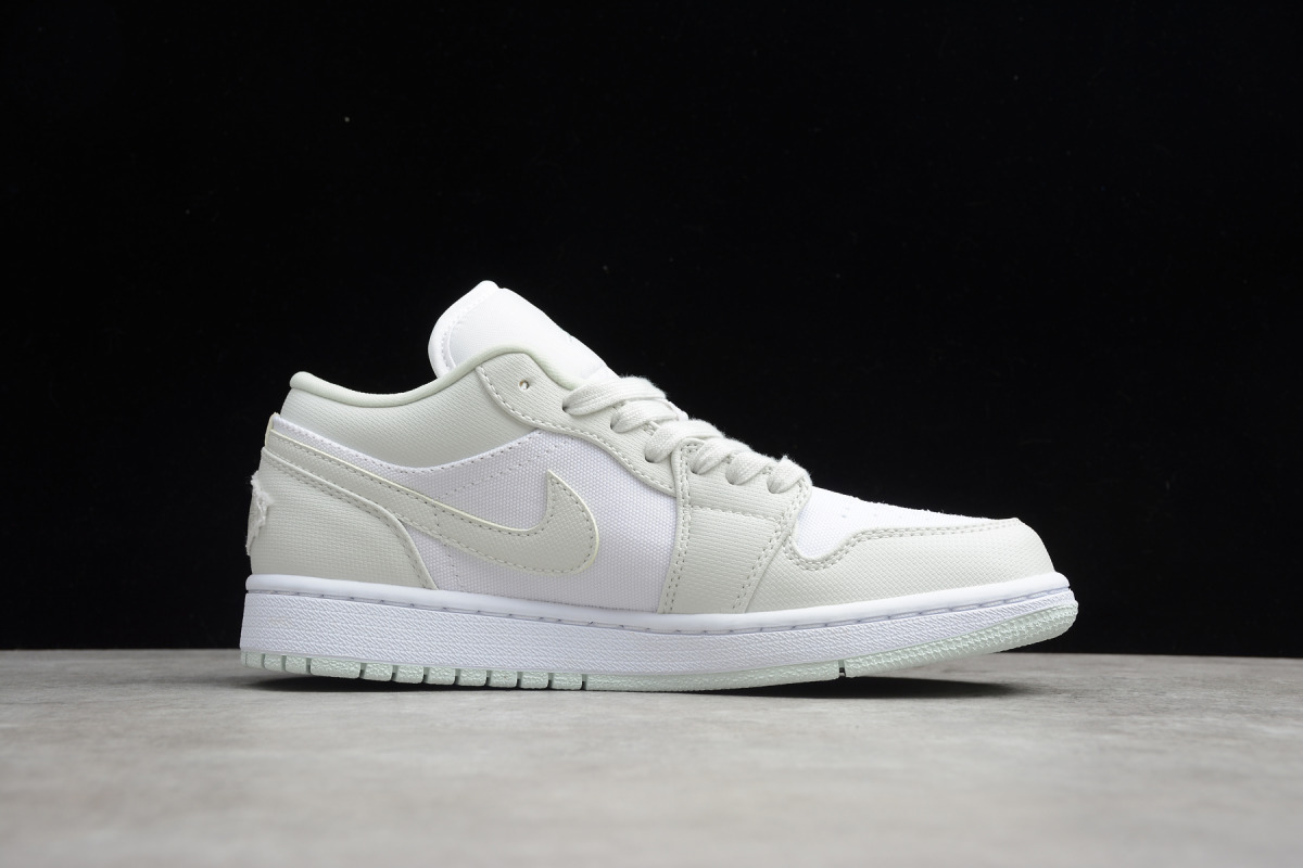 Nike Air Jordan 1 Low "Spruce Aura"