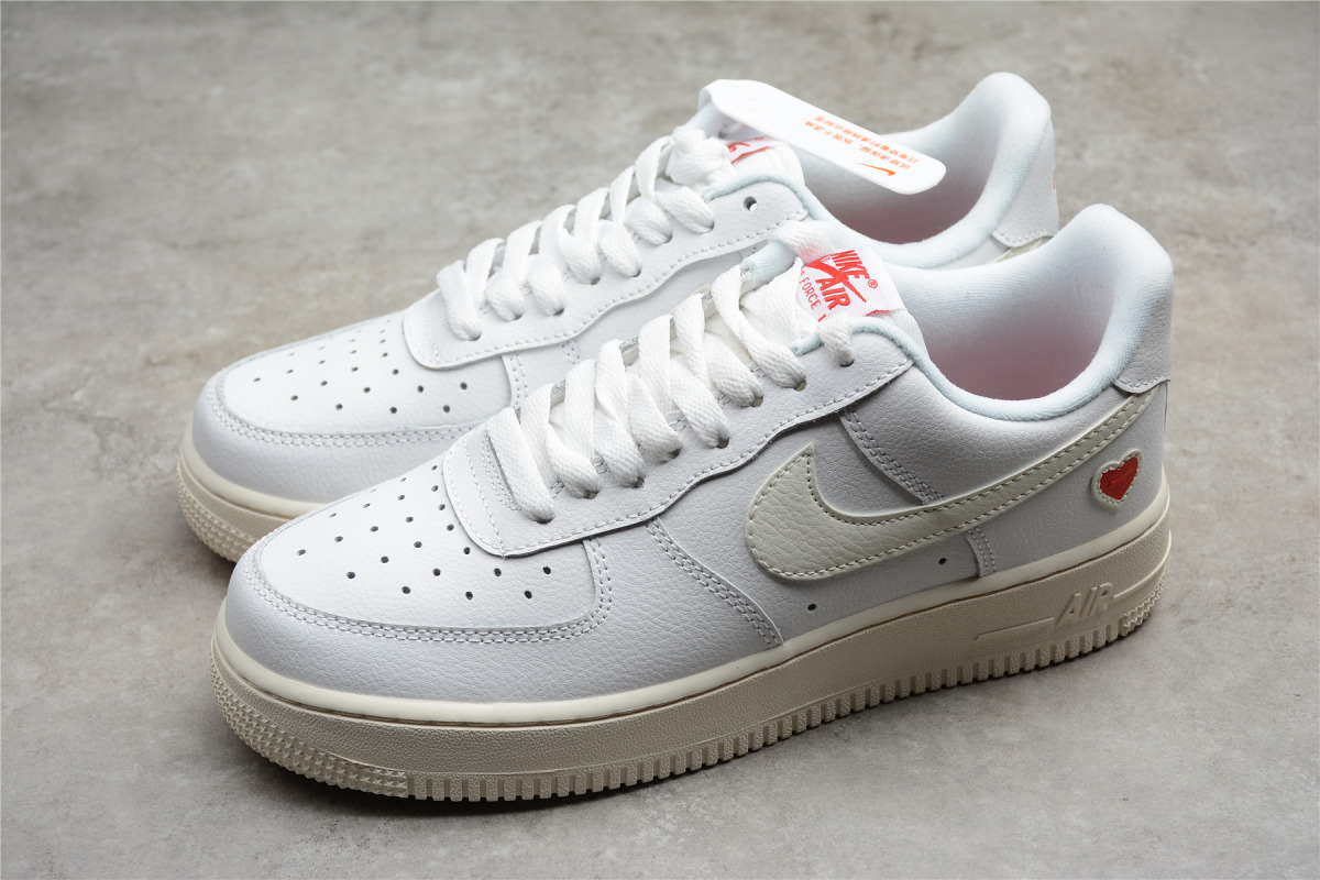 Nike Air Force 1 Low "Valentines Day"