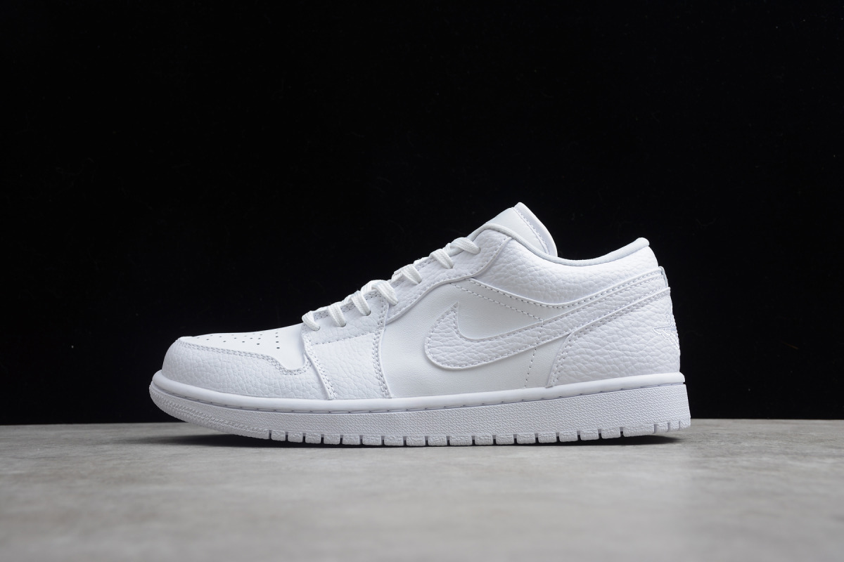 Nike Air Jordan 1 Low "Triple White"