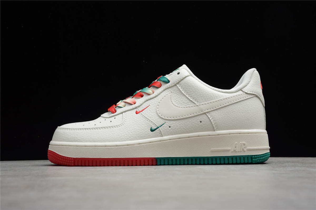 Nike Air Force 1 Low '07 LV8